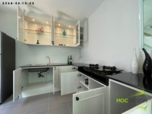 ตู้เสื้อผ้าบิ้วอิน,บิ้วอินตู้เสื้อผ้า,เฟอร์นิเจอร์บิ้วอิน,เฟอร์นิเจอร์,บิ้วอิน,บิวท์อิน,ชุดทีวีบิ้วอิน,บ้านเดี่ยว,ตู้เสื้อผ้า,โต๊ะแป้ง,เตียงบิ้วอิน,เตียงนอน,กรุระแนงไม้,งานกรุผนัง,กรุผนัง,ครัวบิ้วอิน,บิ้วอินครัว,บิ้วห้องครัว,วิลาจิโอ้ประชาอุทิศ90