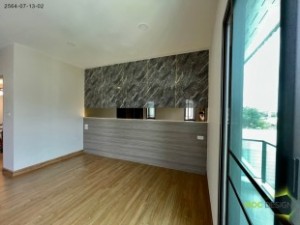 ตู้เสื้อผ้าบิ้วอิน,บิ้วอินตู้เสื้อผ้า,เฟอร์นิเจอร์บิ้วอิน,เฟอร์นิเจอร์,บิ้วอิน,บิวท์อิน,ชุดทีวีบิ้วอิน,บ้านเดี่ยว,ตู้เสื้อผ้า,โต๊ะแป้ง,เตียงบิ้วอิน,เตียงนอน,กรุระแนงไม้,กรุผนังไม้,งานกรุผนัง,กรุผนัง,ครัวบิ้วอิน,บิ้วอินครัว,ครัวกันน้ำ,บิ้วห้องครัว