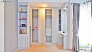 ตู้เสื้อผ้าบิ้วอิน,บิ้วอินตู้เสื้อผ้า,เฟอร์นิเจอร์บิ้วอิน,เฟอร์นิเจอร์,บิ้วอิน,บิวท์อิน,ชุดทีวีบิ้วอิน,บ้านเดี่ยว,ตู้เสื้อผ้า,โต๊ะแป้ง,เตียงบิ้วอิน,เตียงนอน,กรุระแนงไม้,งานกรุผนัง,กรุผนัง,ครัวบิ้วอิน,บิ้วอินครัว,บิ้วห้องครัว,วิลาจิโอ้ประชาอุทิศ90