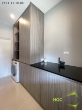 ตู้เสื้อผ้าบิ้วอิน,บิ้วอินตู้เสื้อผ้า,เฟอร์นิเจอร์บิ้วอิน,เฟอร์นิเจอร์,บิ้วอิน,บิวท์อิน,ชุดทีวีบิ้วอิน,บ้านเดี่ยว,ตู้เสื้อผ้า,โต๊ะแป้ง,เตียงบิ้วอิน,เตียงนอน,กรุระแนงไม้,งานกรุผนัง,กรุผนัง,ครัวบิ้วอิน,บิ้วอินครัว,บิ้วครัว,อณาสิริรังสิต-คลอง2