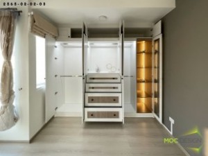 ตู้เสื้อผ้าบิ้วอิน,บิ้วอินตู้เสื้อผ้า,เฟอร์นิเจอร์บิ้วอิน,เฟอร์นิเจอร์,บิ้วอิน,บิวท์อิน,ชุดทีวีบิ้วอิน,บ้านเดี่ยว,ตู้เสื้อผ้า,โต๊ะแป้ง,เตียงบิ้วอิน,เตียงนอน,กรุระแนงไม้,งานกรุผนัง,กรุผนัง,ครัวบิ้วอิน,บิ้วอินครัว,บิ้วห้องครัว,วิลาจิโอ้ประชาอุทิศ90