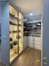 ตู้เสื้อผ้าบิ้วอิน,บิ้วอินตู้เสื้อผ้า,เฟอร์นิเจอร์บิ้วอิน,เฟอร์นิเจอร์,บิ้วอิน,บิวท์อิน,ชุดทีวีบิ้วอิน,บ้านเดี่ยว,ตู้เสื้อผ้า,โต๊ะแป้ง,เตียงบิ้วอิน,เตียงนอน,กรุระแนงไม้,กรุผนังไม้,งานกรุผนัง,กรุผนัง,ครัวบิ้วอิน,บิ้วอินครัว,ครัวกันน้ำ,บิ้วห้องครัว