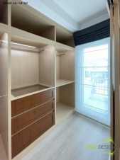 ตู้เสื้อผ้าบิ้วอิน,บิ้วอินตู้เสื้อผ้า,เฟอร์นิเจอร์บิ้วอิน,เฟอร์นิเจอร์,บิ้วอิน,บิวท์อิน,ชุดทีวีบิ้วอิน,บ้านเดี่ยว,ตู้เสื้อผ้า,โต๊ะแป้ง,เตียงบิ้วอิน,เตียงนอน,กรุระแนงไม้,งานกรุผนัง,กรุผนัง,ครัวบิ้วอิน,บิ้วอินครัว,บิ้วห้องครัว,วิลาจิโอ้ประชาอุทิศ90