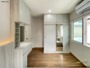 ตู้เสื้อผ้าบิ้วอิน,บิ้วอินตู้เสื้อผ้า,เฟอร์นิเจอร์บิ้วอิน,เฟอร์นิเจอร์,บิ้วอิน,บิวท์อิน,ชุดทีวีบิ้วอิน,บ้านเดี่ยว,ตู้เสื้อผ้า,โต๊ะแป้ง,เตียงบิ้วอิน,เตียงนอน,กรุระแนงไม้,กรุผนังไม้,งานกรุผนัง,กรุผนัง,ครัวบิ้วอิน,บิ้วอินครัว,ครัวกันน้ำ,บิ้วห้องครัว