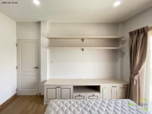 ตู้เสื้อผ้าบิ้วอิน,บิ้วอินตู้เสื้อผ้า,เฟอร์นิเจอร์บิ้วอิน,เฟอร์นิเจอร์,บิ้วอิน,บิวท์อิน,ชุดทีวีบิ้วอิน,บ้านเดี่ยว,ตู้เสื้อผ้า,โต๊ะแป้ง,เตียงบิ้วอิน,เตียงนอน,กรุระแนงไม้,กรุผนังไม้,งานกรุผนัง,กรุผนัง,ครัวบิ้วอิน,บิ้วอินครัว,ครัวกันน้ำ,บิ้วห้องครัว