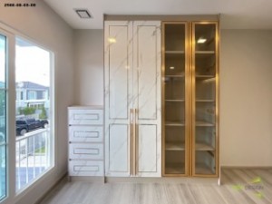 ตู้เสื้อผ้าบิ้วอิน,บิ้วอินตู้เสื้อผ้า,เฟอร์นิเจอร์บิ้วอิน,เฟอร์นิเจอร์,บิ้วอิน,บิวท์อิน,ชุดทีวีบิ้วอิน,บ้านเดี่ยว,ตู้เสื้อผ้า,โต๊ะแป้ง,เตียงบิ้วอิน,เตียงนอน,กรุระแนงไม้,กรุผนังไม้,งานกรุผนัง,กรุผนัง,ครัวบิ้วอิน,บิ้วอินครัว,ครัวกันน้ำ,บิ้วห้องครัว